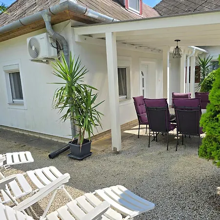 Apartmán Max - Biro Tours Nr 46 Vonyarcvashegy